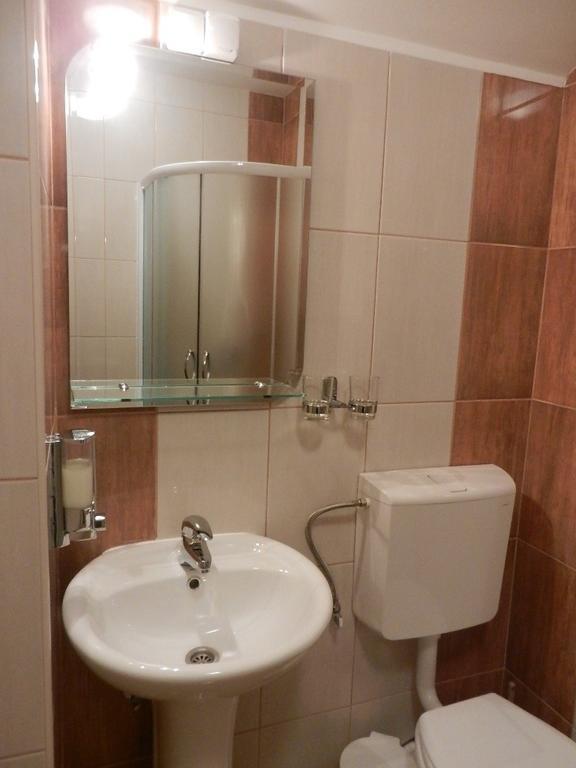 Guesthouse Ellite Pozarevac Ruang foto
